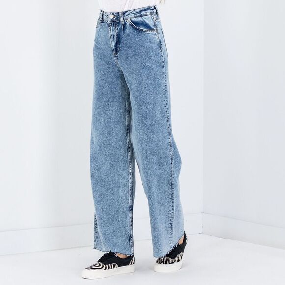 NA-KD Blue High Rise Raw Hem Denim Wide Leg Jeans Size 34 - Picture 3 of 8